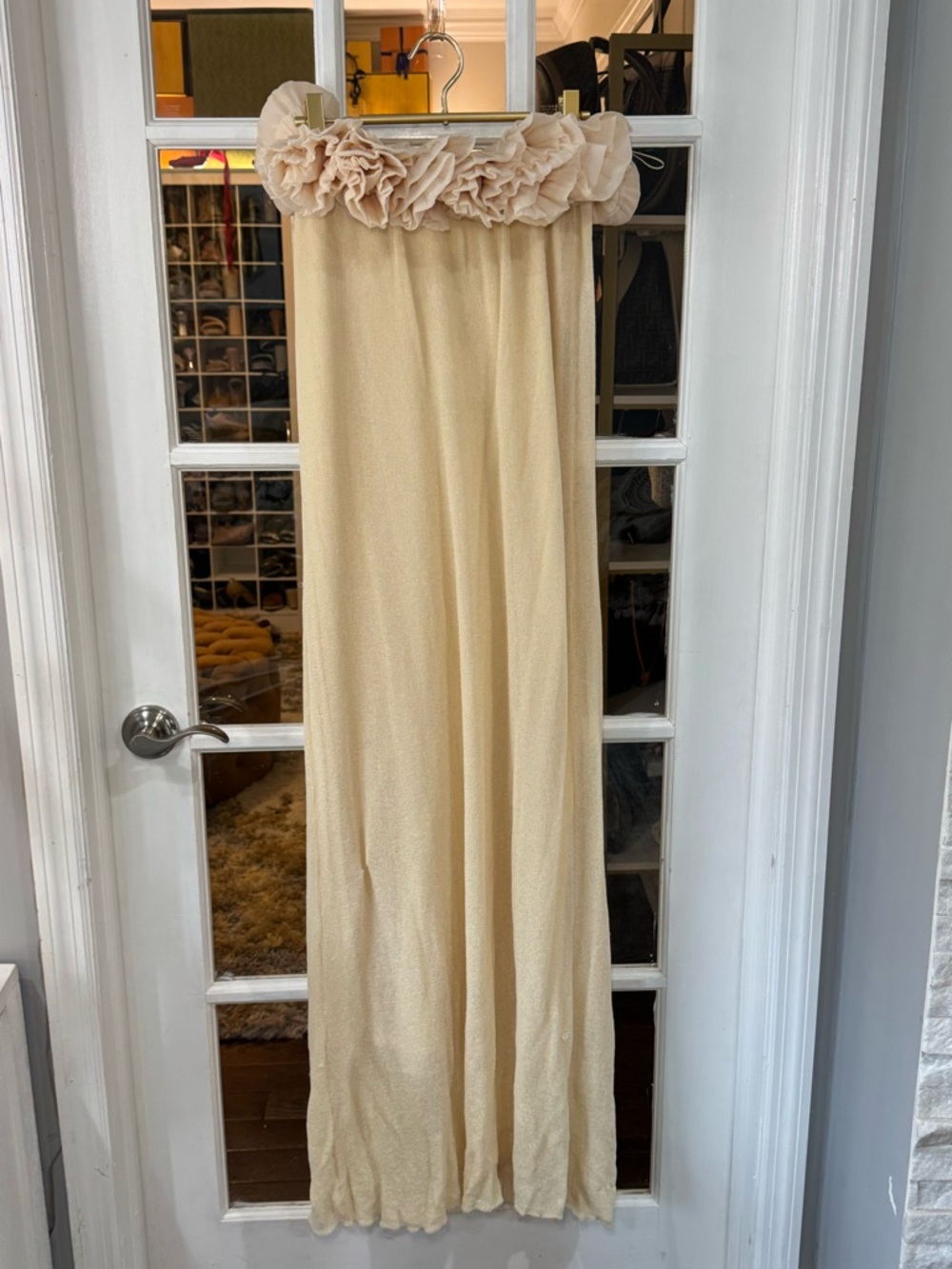 🥥THE MOST BEAUTIFUL Zara Strapless Cream Maxi Dress with Floral Ruffle - Picture 3 of 7